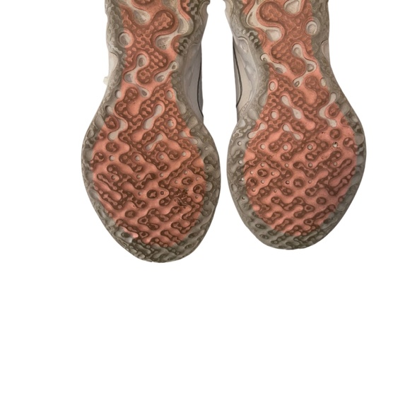 Nike Renew Ride 2 Womens Running Casual Shoe White Cu3508-105 Size 7.5 - Picture 3 of 5